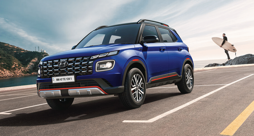 Hyundai Venue 2025 का नया वेरिएंट भारत में हुआ स्पॉट, त्योहारों से पहले हो सकती है लॉन्च!